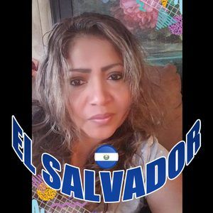 Meet your Posher, Dinora